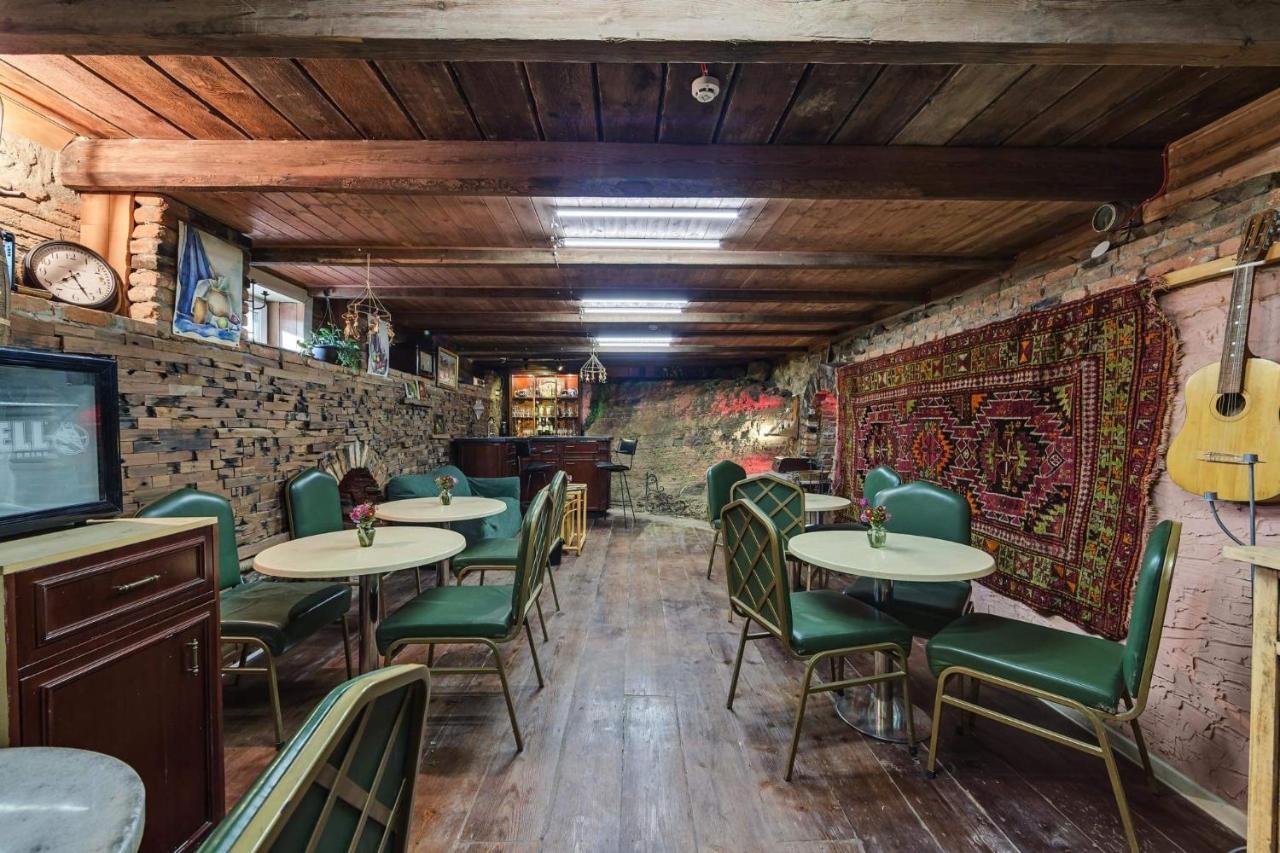 House 52 Boutique Hotel Tbilisi Esterno foto