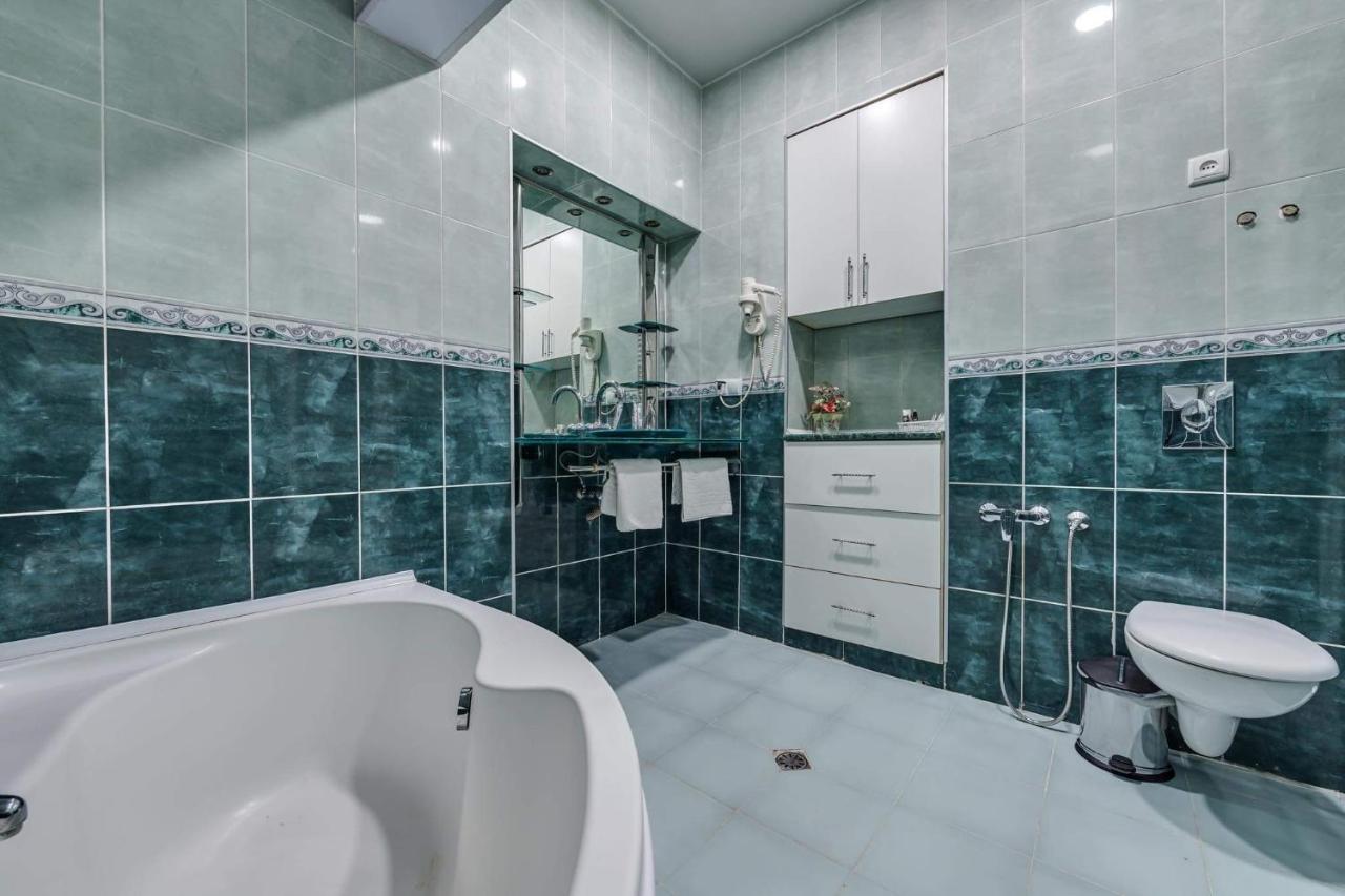 House 52 Boutique Hotel Tbilisi Esterno foto